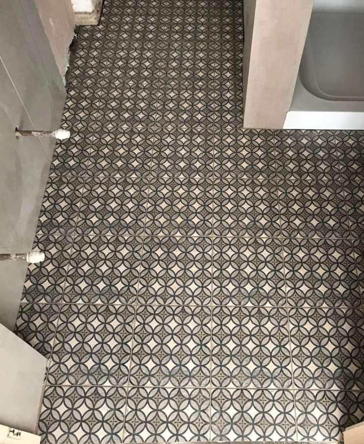 shower tiling